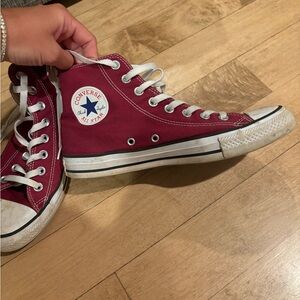 Super cute dark red converse